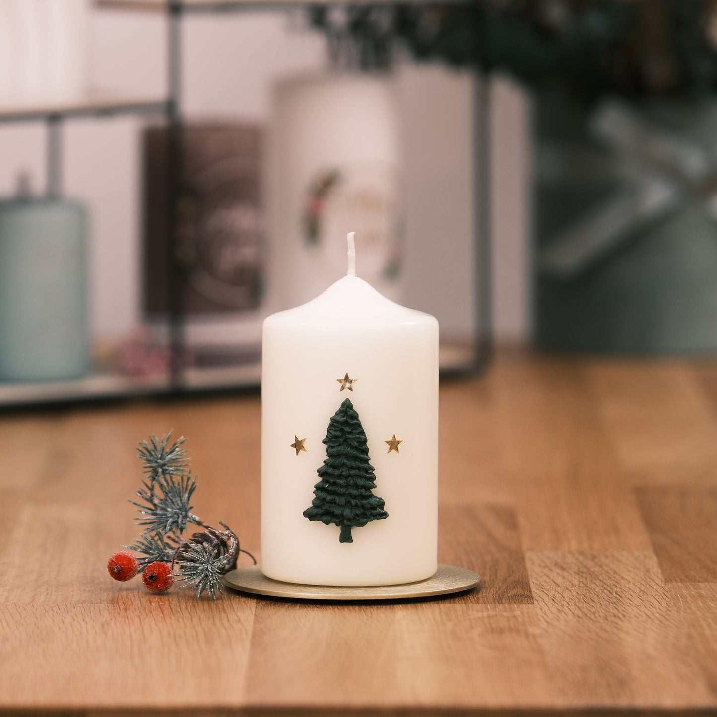 Weihnachtskerze mit Tanne