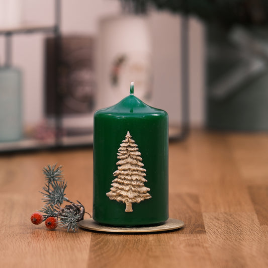 Weihnachtskerze mit Tanne