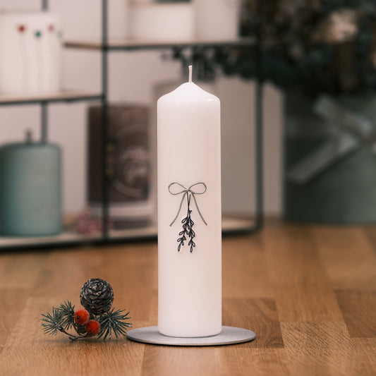 Weihnachtskerze mit Zweig