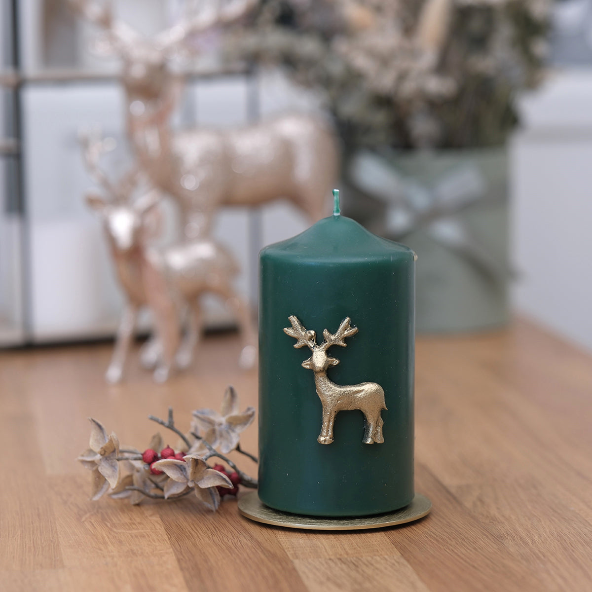 Kerze mit goldenem Hirsch - Rosis Kerzen 150/80mm