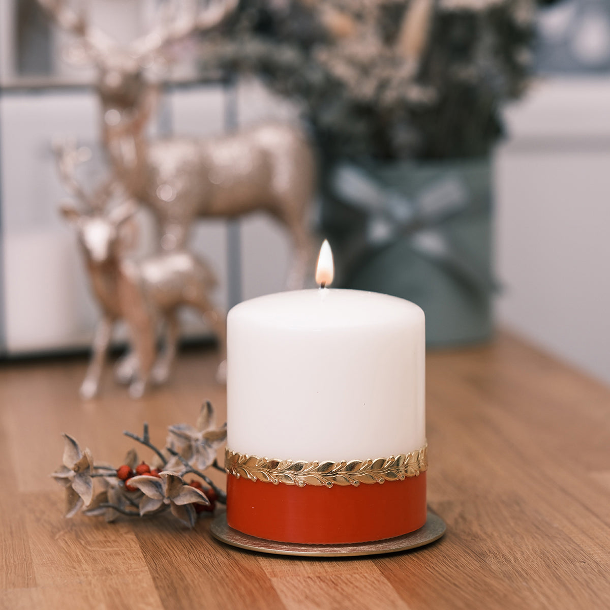 Kerze mit Goldverzierung - Rosis Kerzen Flachkopfstumpe (120/100mm)