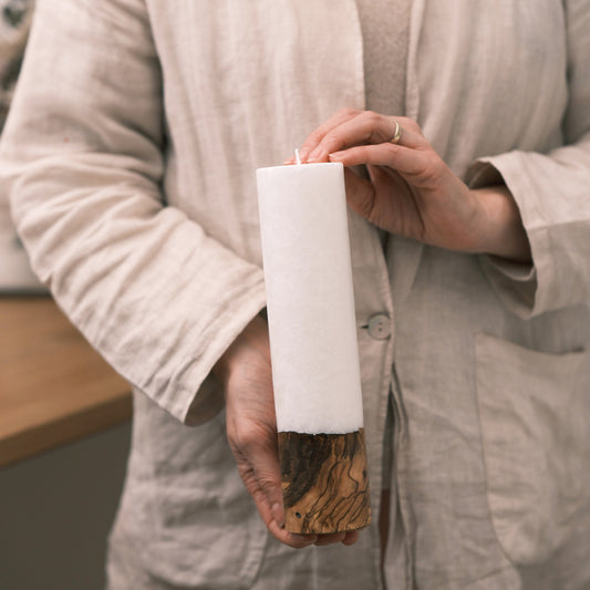 Stumpenkerze mit Holz & Docht oder Teelichteinsatz 25x6cm - Rosis Kerzen