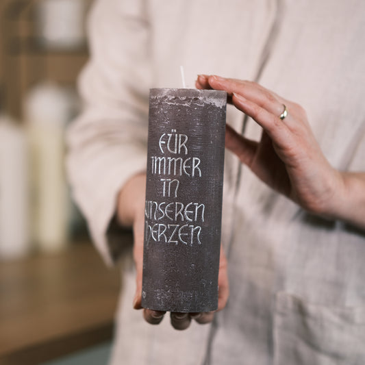 Trauerkerze "Für immer in unseren Herzen" - Rosis Kerzen