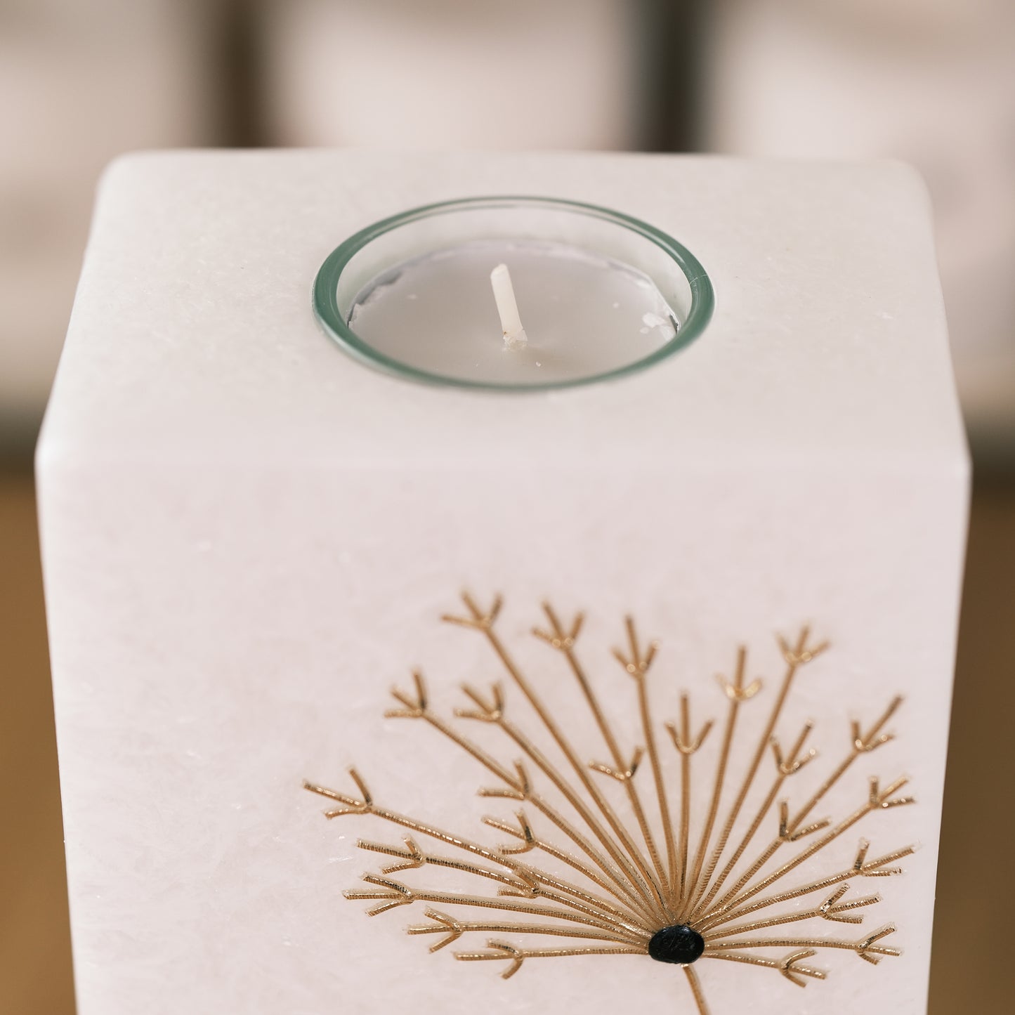 Trauerkerze mit Pusteblume und Holzeinlage - Rosis Kerzen