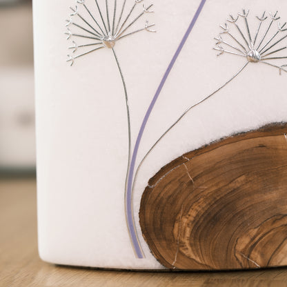 Trauerkerze mit lila-silberner Pusteblume Holzeinlage